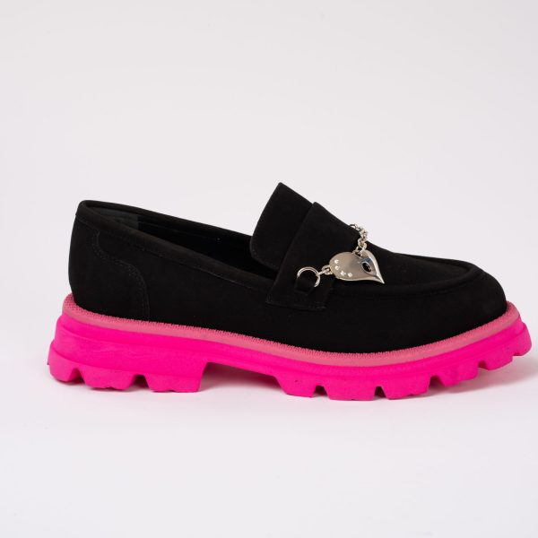 Pantofi din piele intoarsa cu accesoriu metal argintiu - Anna Forgaci