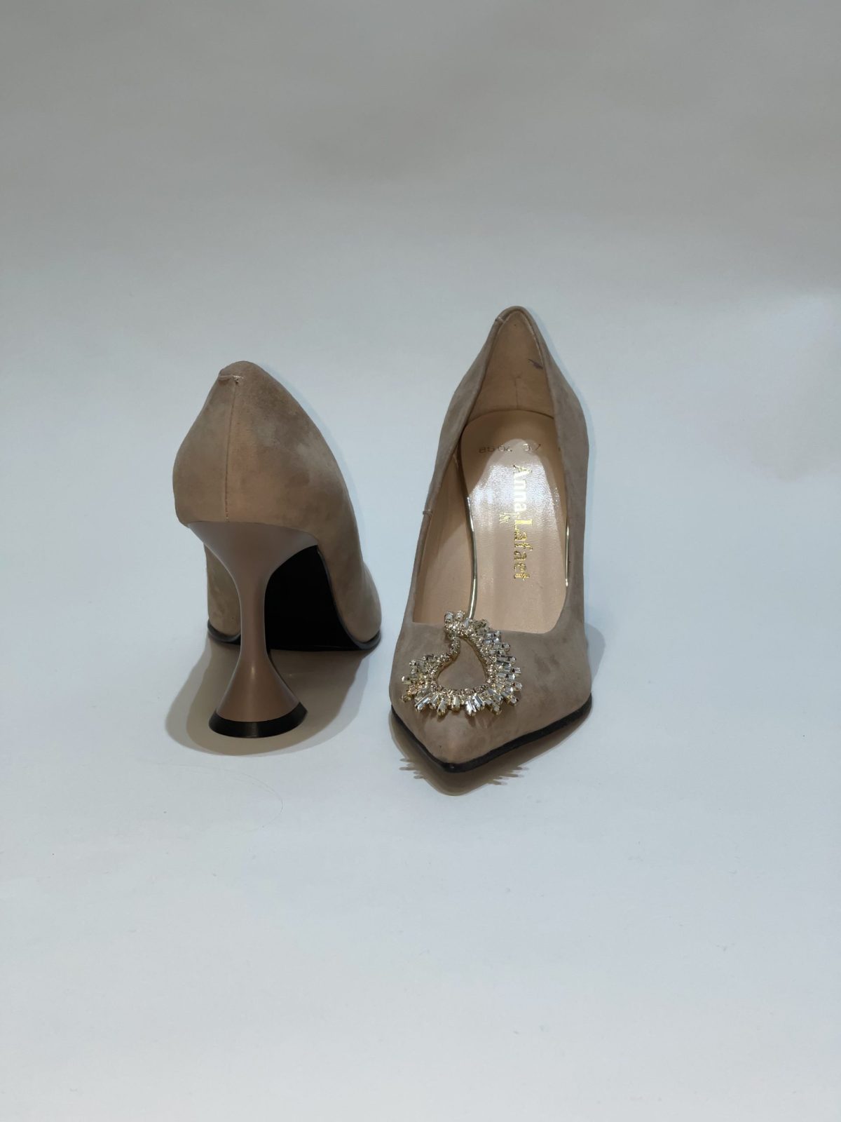 Pantofi dama, din piele intoarsa, cu brosa din cristal - Anna Forgaci