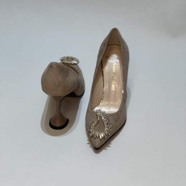 Pantofi dama, din piele intoarsa, cu brosa din cristal - Anna Forgaci