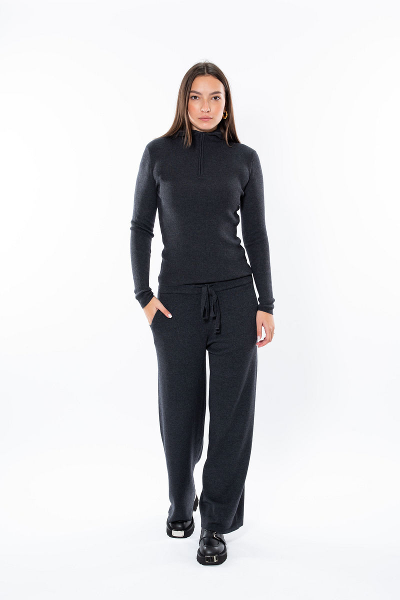 Anna Forgaci-6357_result Trening tricotat cu gluga - imagine 1