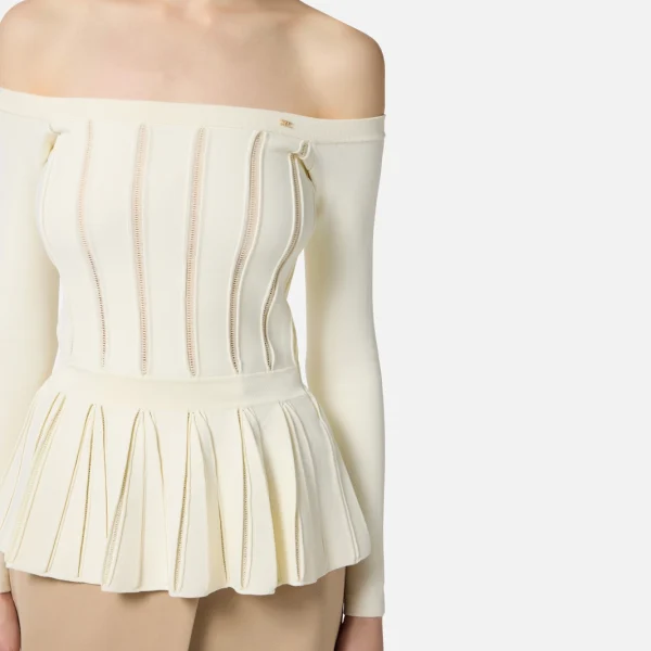 Top din tricot de viscoză cu *peplum*. - Anna Forgaci